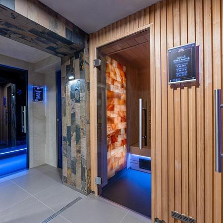 Wellness Penzion Vila Mery ポプラト エクステリア 写真